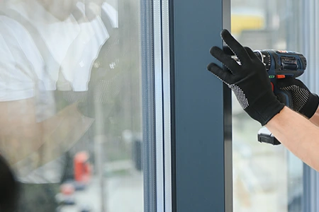 Same Day Glass Repair Car in Hallandale Beach, FL